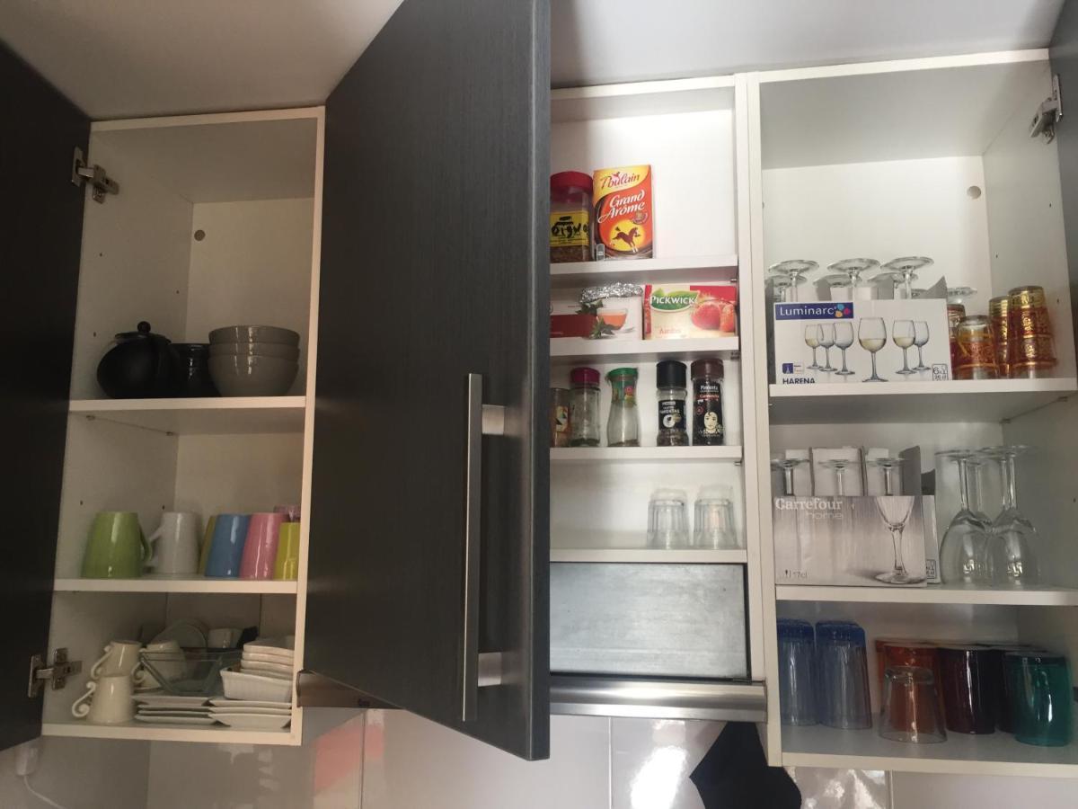 Appartement Standing 58M Plage A 3Mn En Voiture Roses Luaran gambar