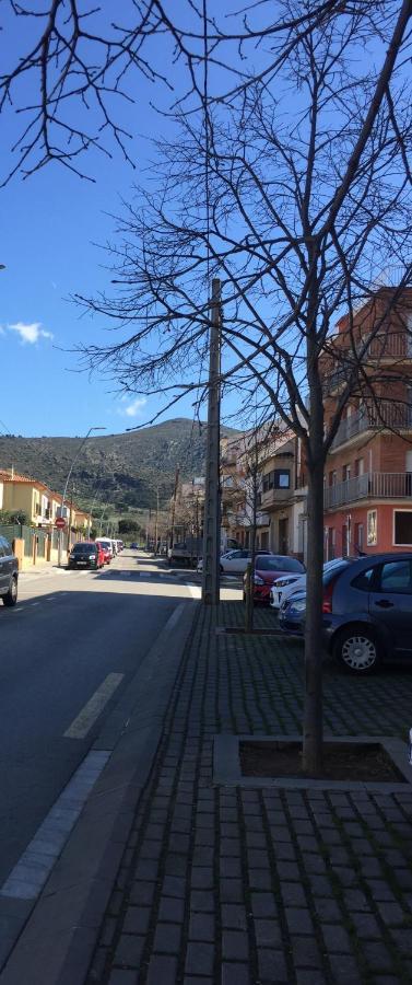 Appartement Standing 58M Plage A 3Mn En Voiture Roses Luaran gambar