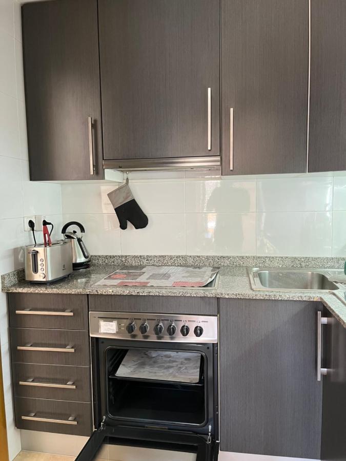 Appartement Standing 58M Plage A 3Mn En Voiture Roses Luaran gambar